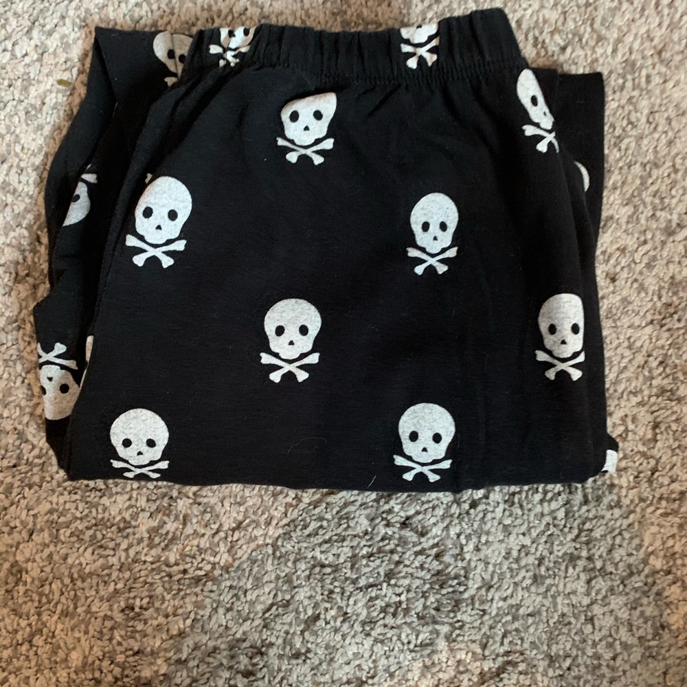 Torrid skull leggings